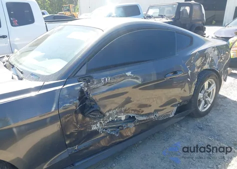 2015 Ford Mustang V6 из США, поврежденный, VIN 1FA6P8AM6F5319734